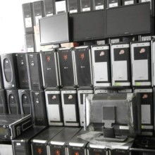 深科五金零件制品廠(chǎng) 精密制造專(zhuān)家，專(zhuān)注電腦、手機(jī)、玩具、U盤(pán)、MP3/4等產(chǎn)品的零部件生產(chǎn)與代理代辦服務(wù)